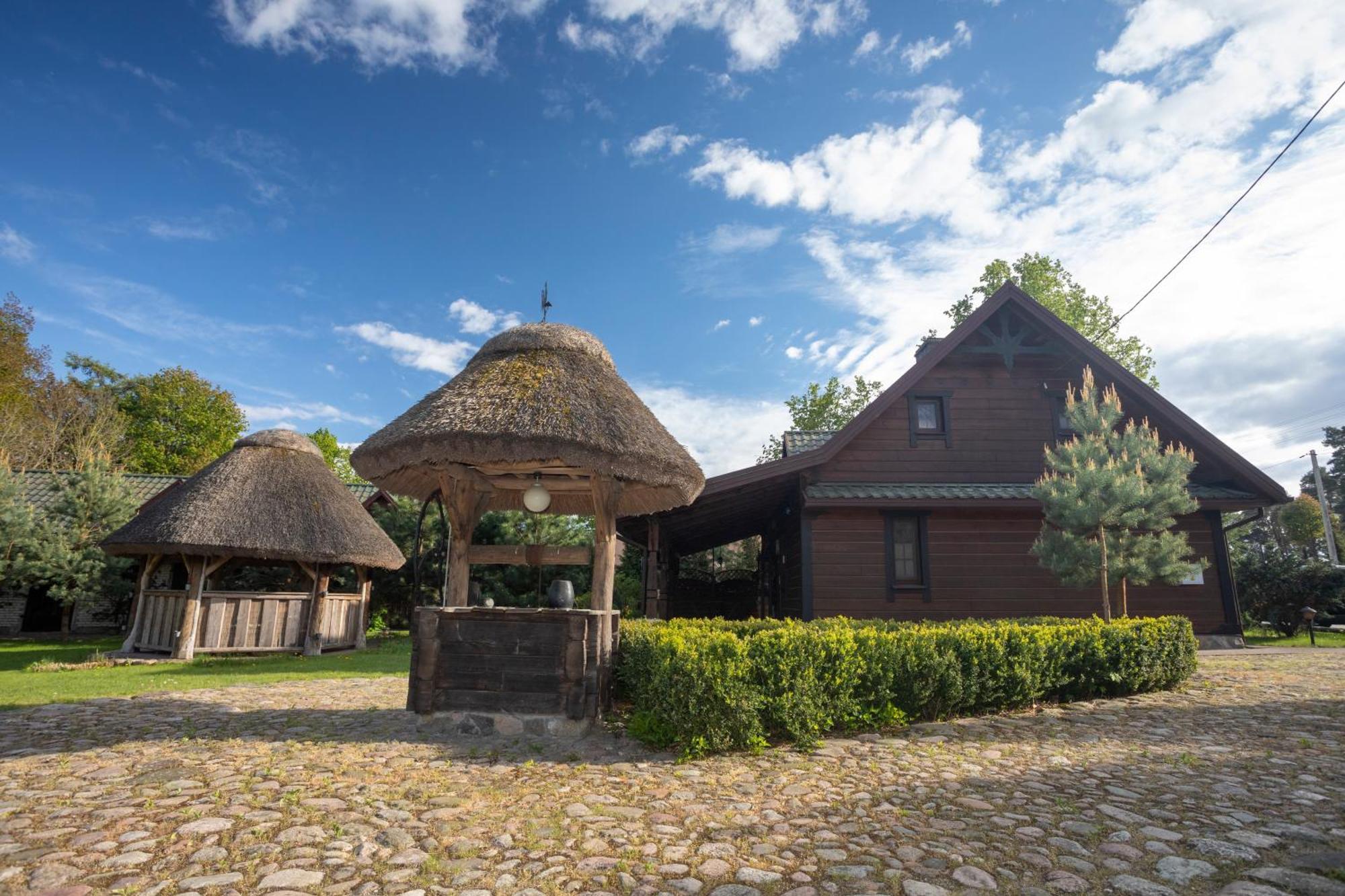 Villa Dom Pod Lipa Jaminy Exterior foto